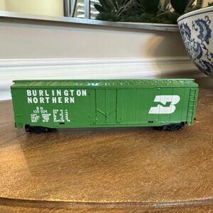 Vintage 70's Tyco HO Scale Burlington Northern 100024 Box Car